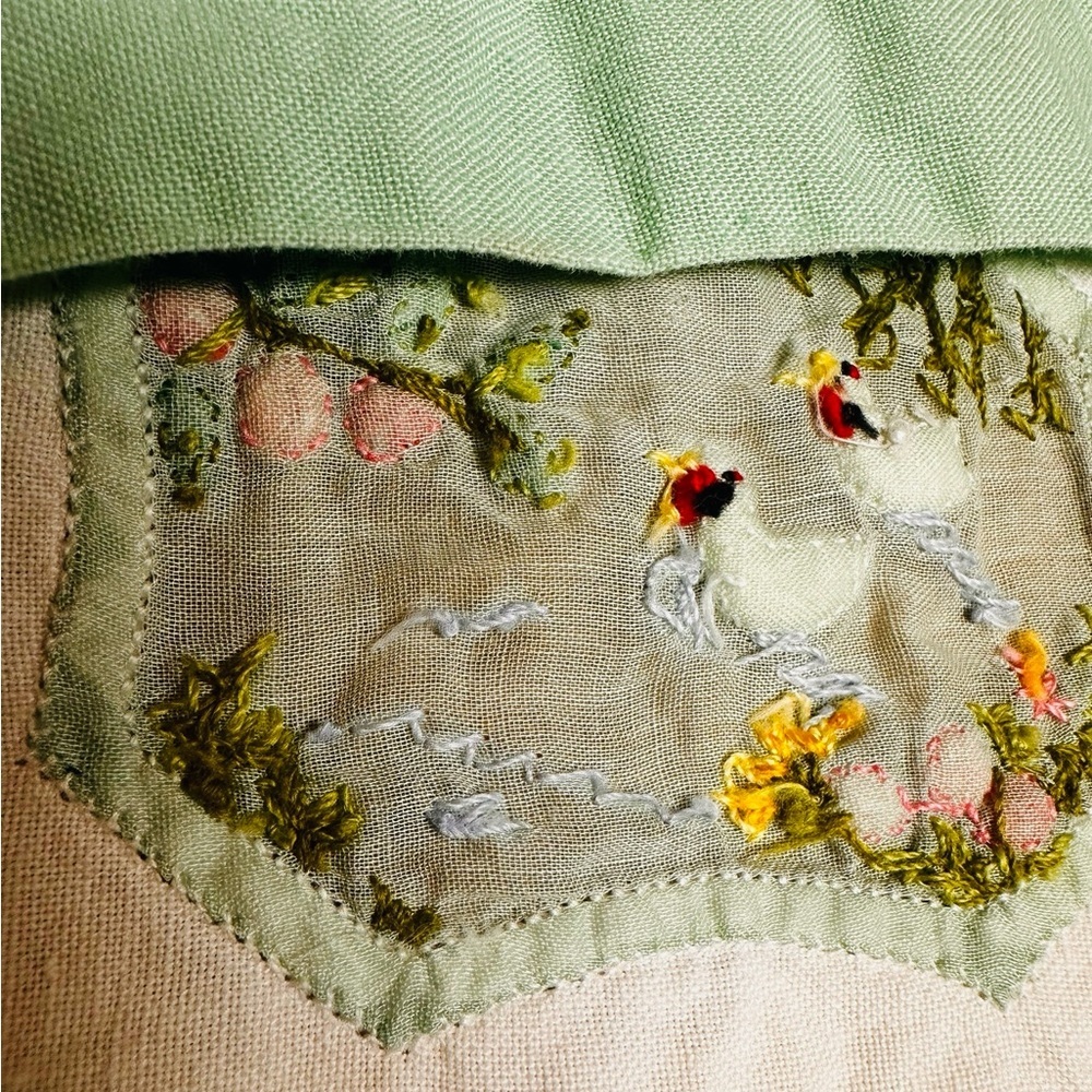 Vtg 1950's Duck Pond Hand-Embroidered Linen Tea Hand Guest Towels - Set of 2 - Picture 6 of 8